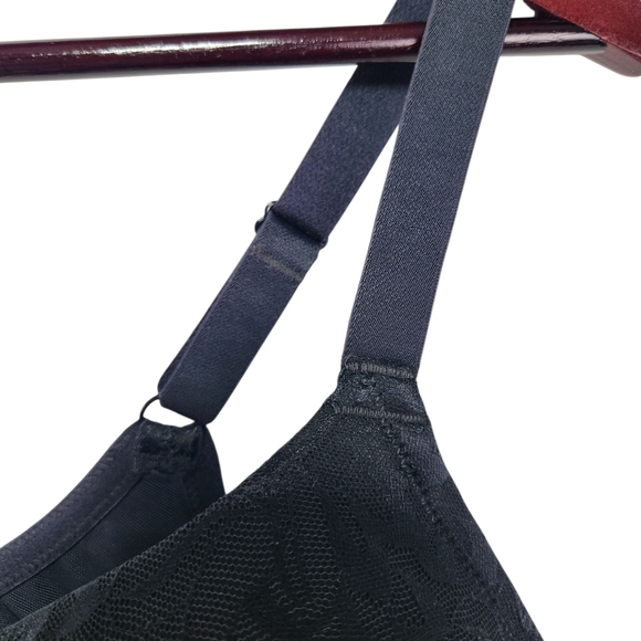 Breezies Black Floral Women's Wireless Bra 44D - Picture 5 of 10